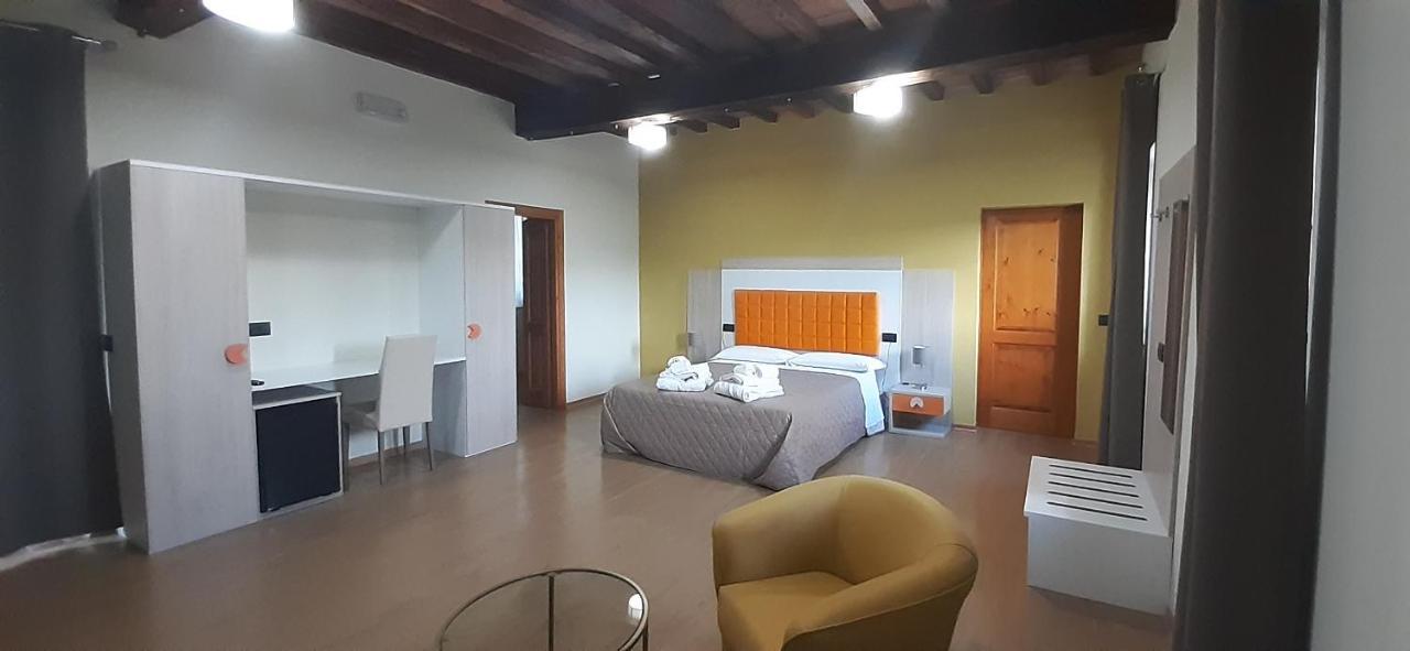Castello Di Marano Sul Panaro - Room & Breakfast Экстерьер фото