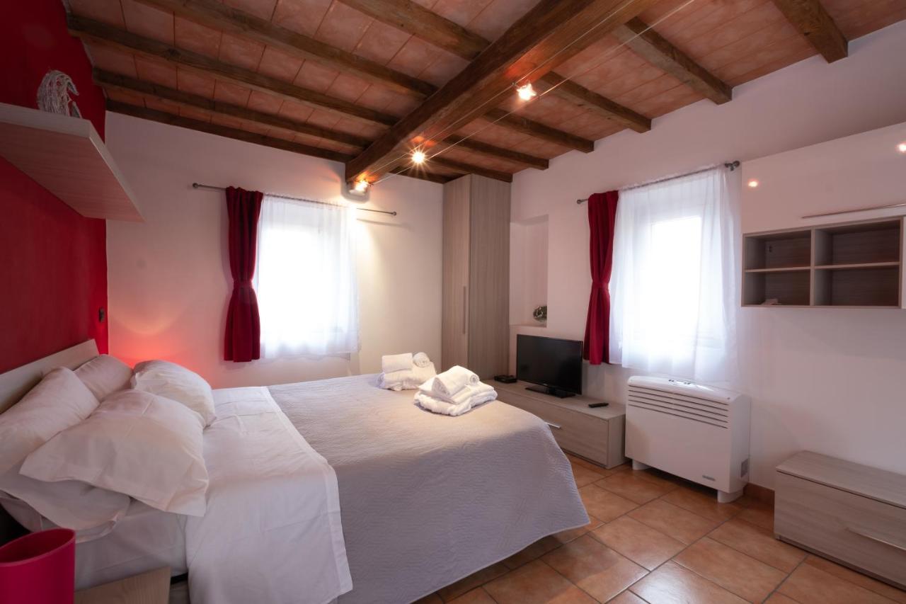 Castello Di Marano Sul Panaro - Room & Breakfast Экстерьер фото