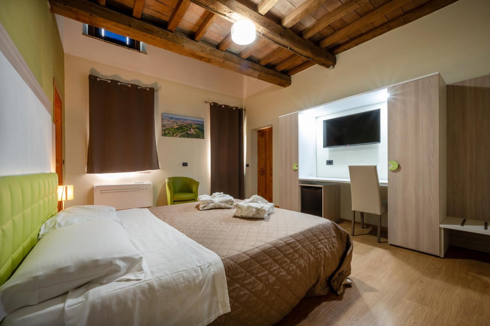 Castello Di Marano Sul Panaro - Room & Breakfast Номер фото